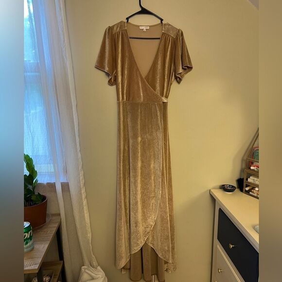 Baltic Born Meghan Velvet Wrap Maxi Dress Size Medium - Picture 3 of 6